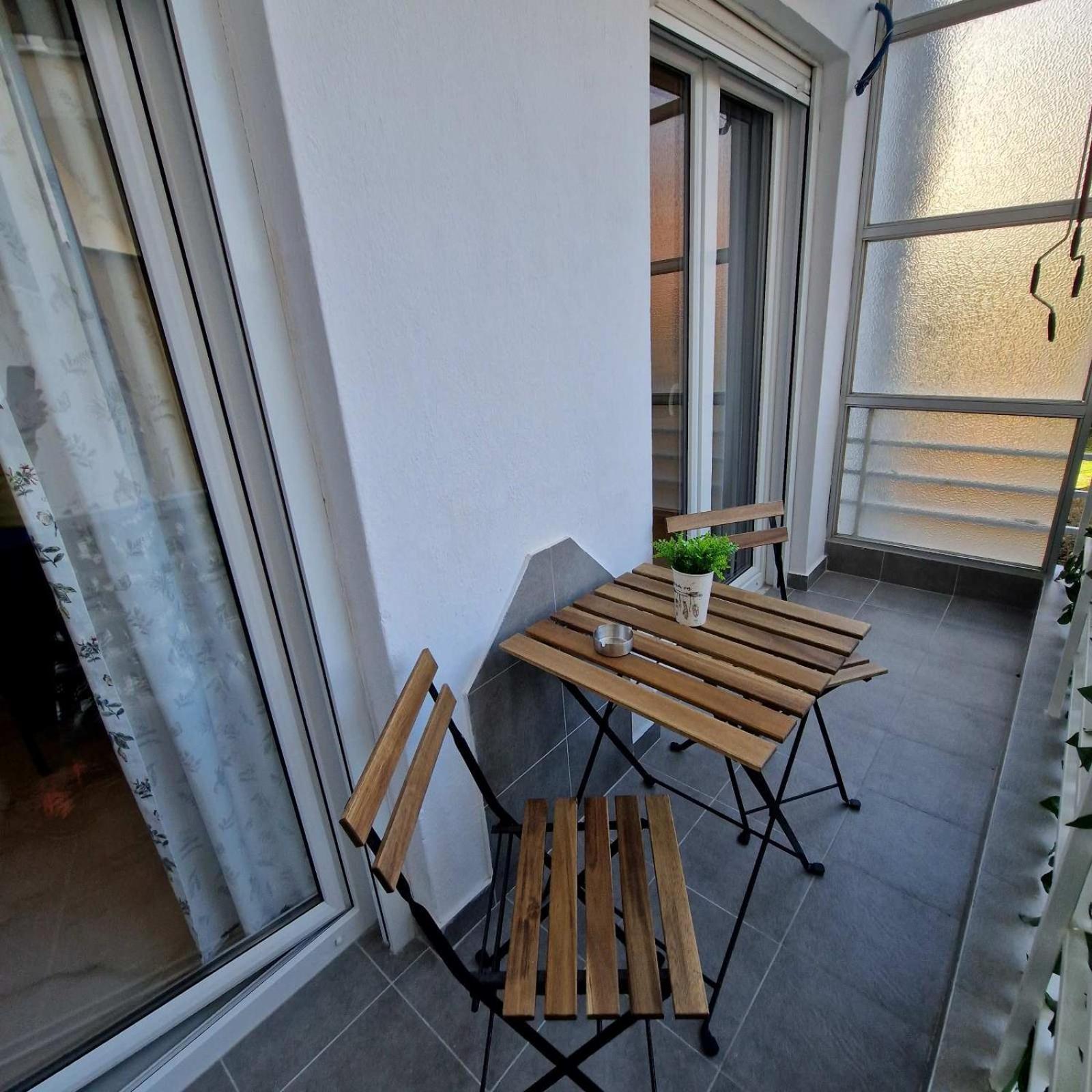 N&S Apartment B Édesza Kültér fotó